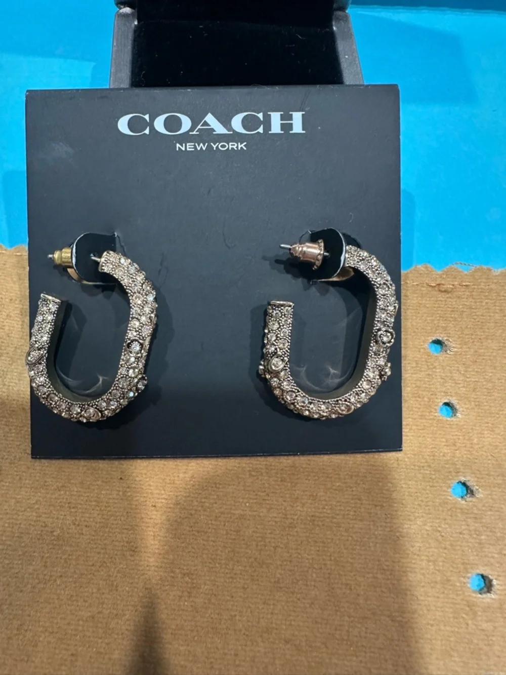 Coach Gold Tone Pavé Floral Oval Hoop Earrings Crystal Hoop Earrings NWT - Picture 1 of 11
